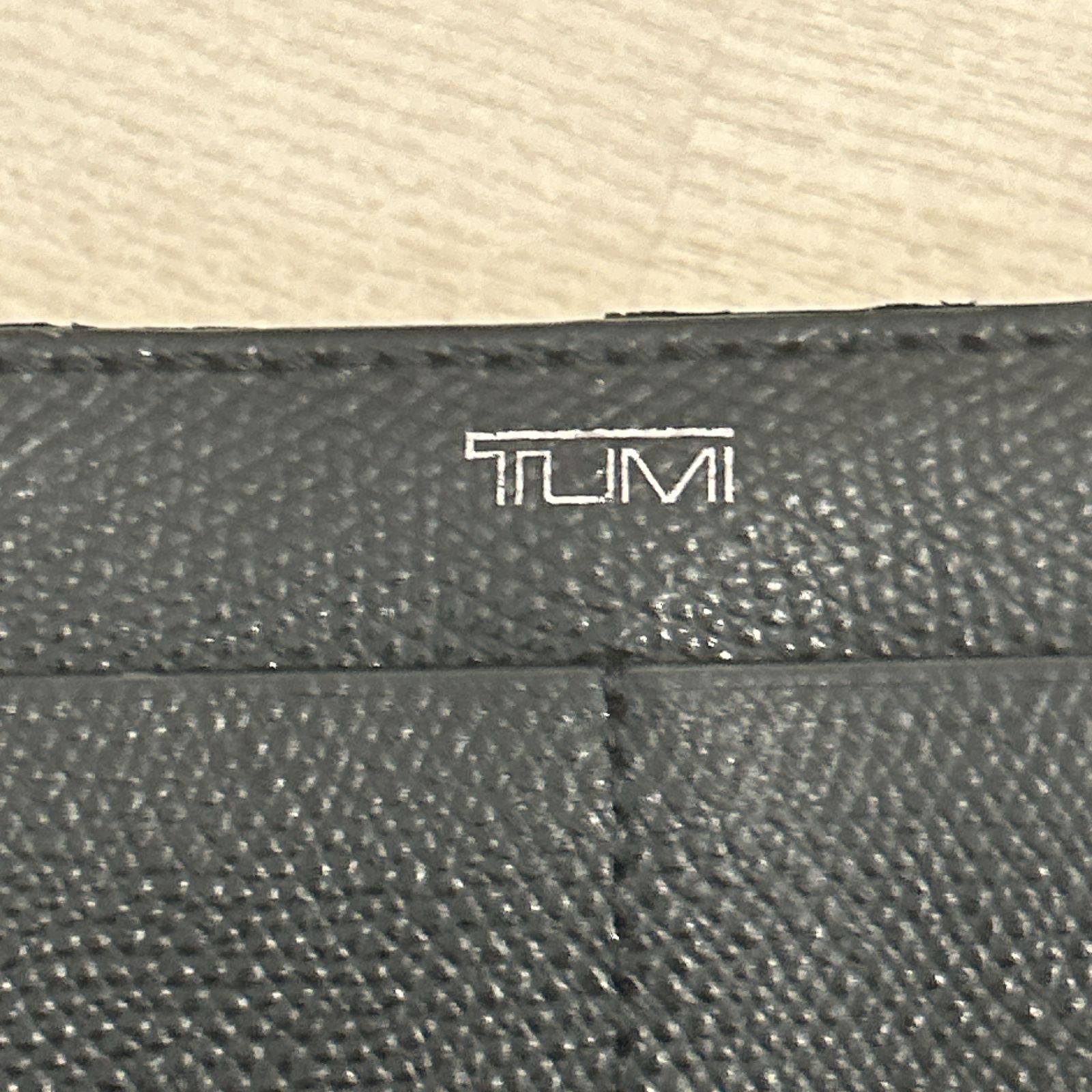 美品 TUMI トゥミ 長財布 ラウンドファスナー カムデン ブラック 黒 