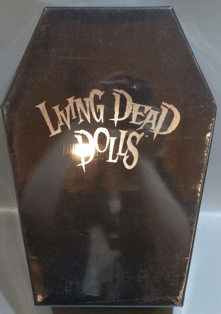 リビングドールズ　SINISTER MINISTER Living Dead Dolls Sinister Minister