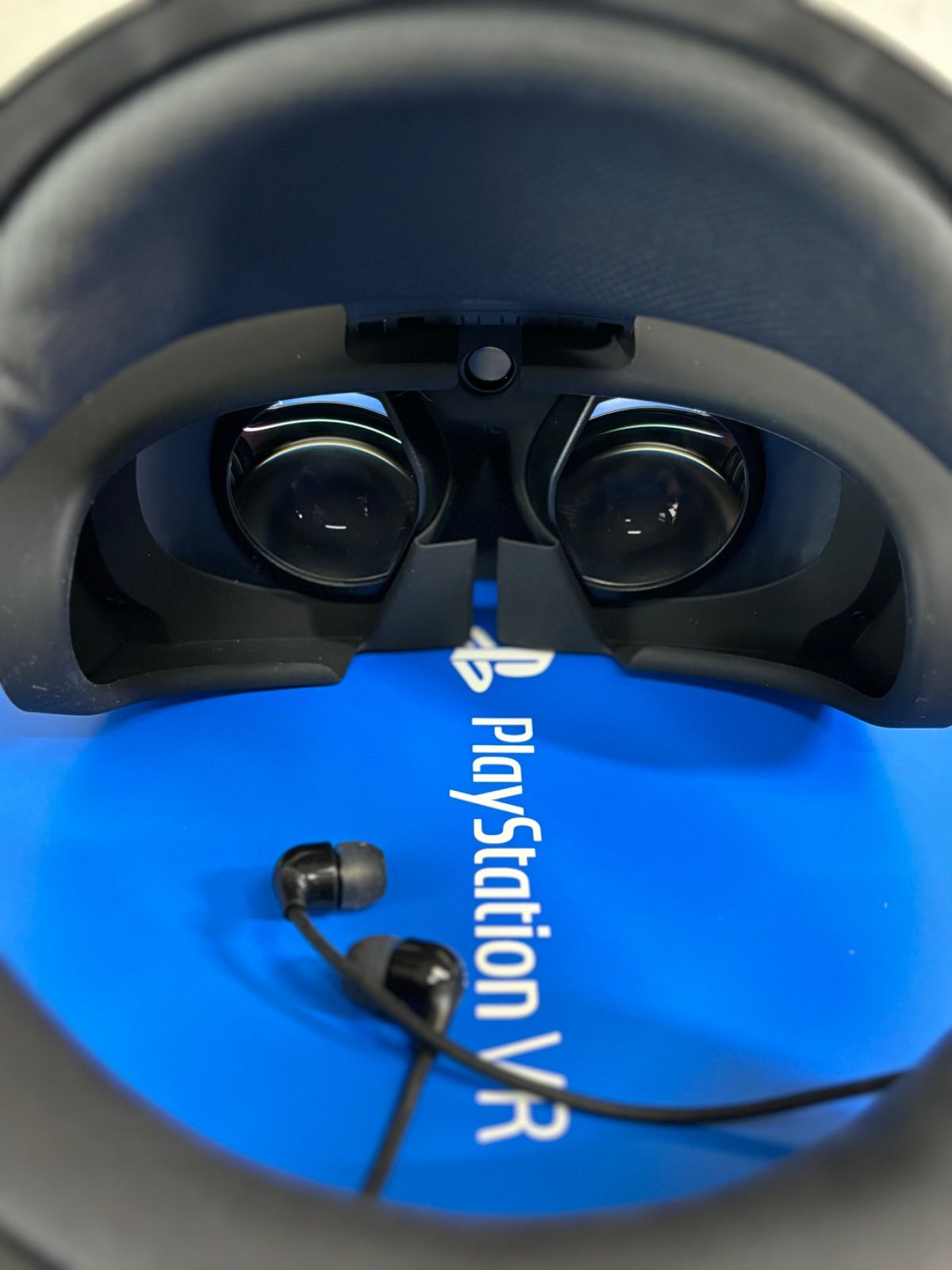 VR