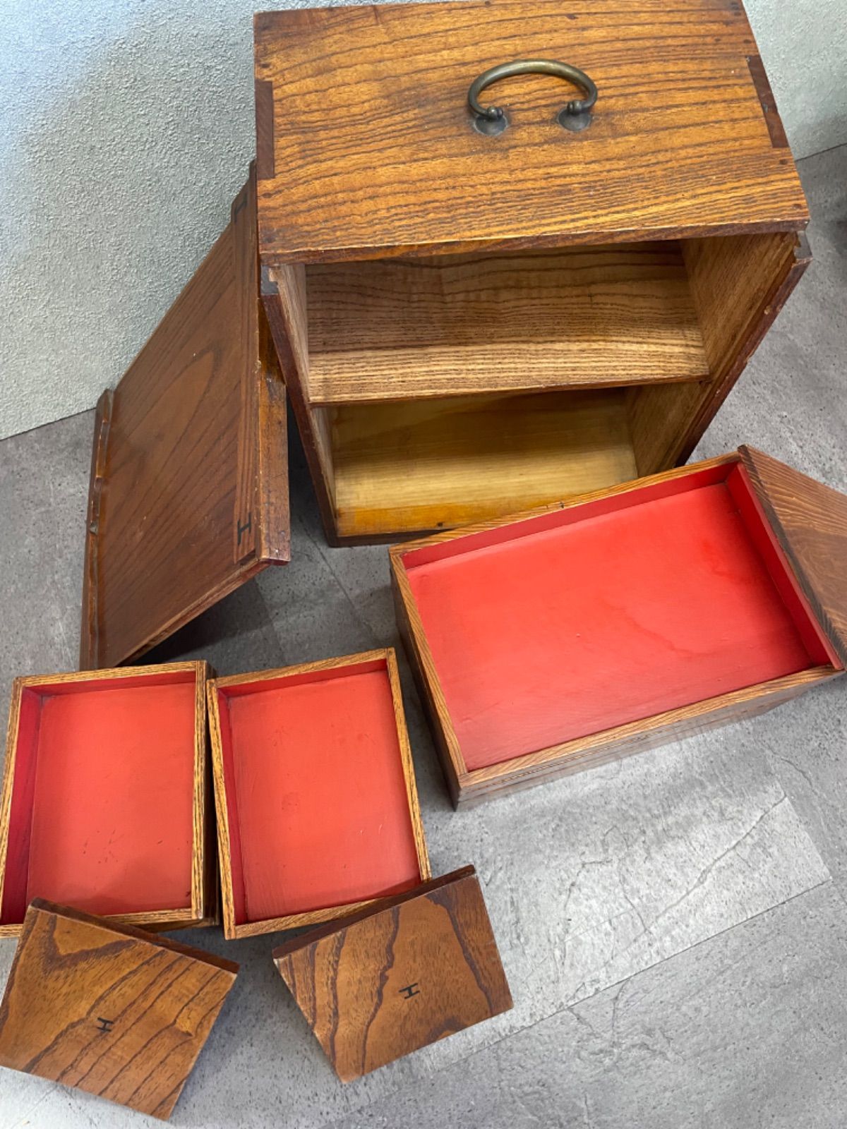 赤絵花舞重箱/陶器の重箱（３段） 赤絵花舞重箱/陶器の重箱（3段） - 【おとなの和食器屋