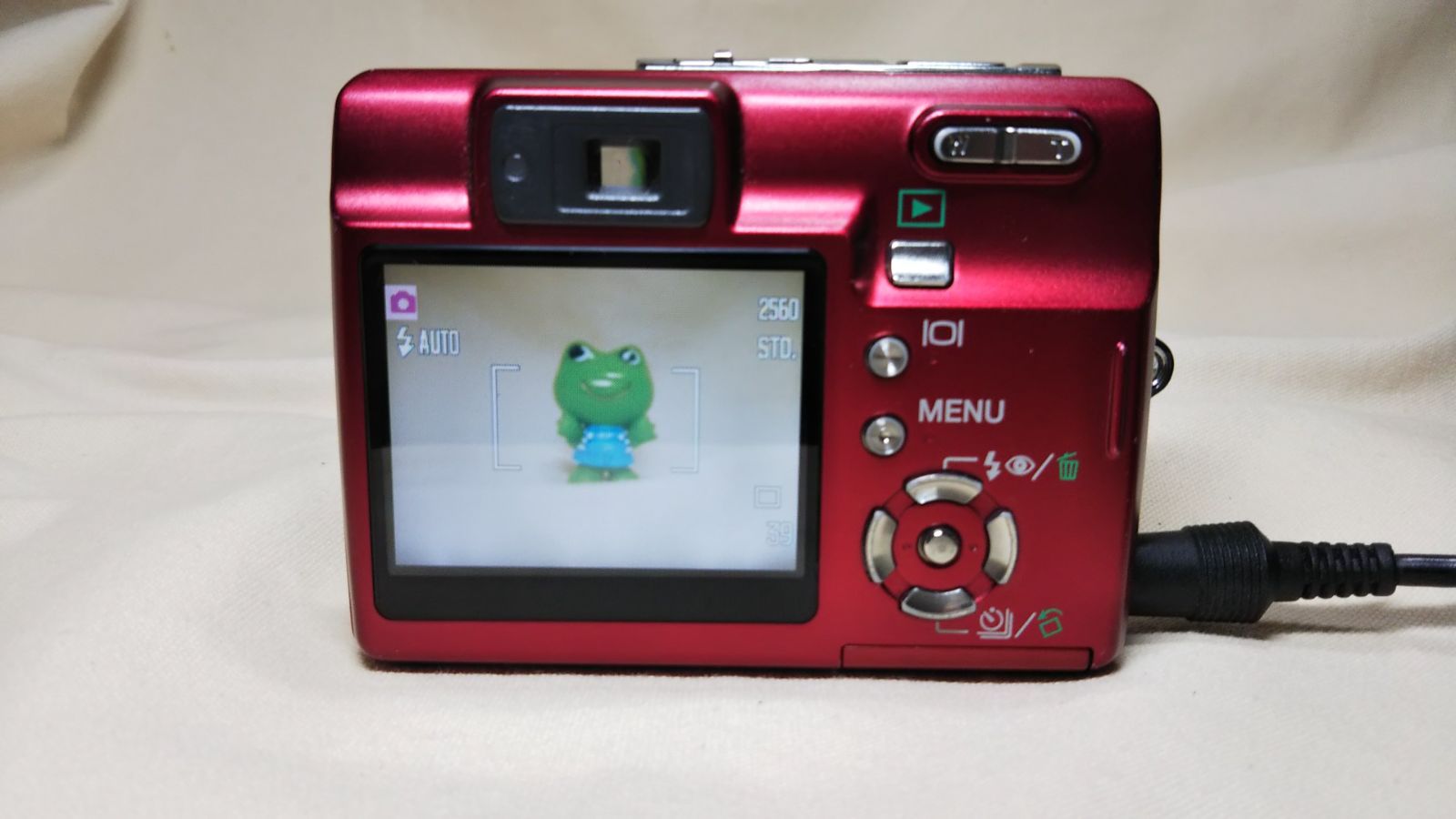 KONICA MINOLTA コニカ　ミノルタ　DIMAGE X50 y-56 Konica Minolta DiMAGE X50 5.0MP Digital Camera - Silver for
