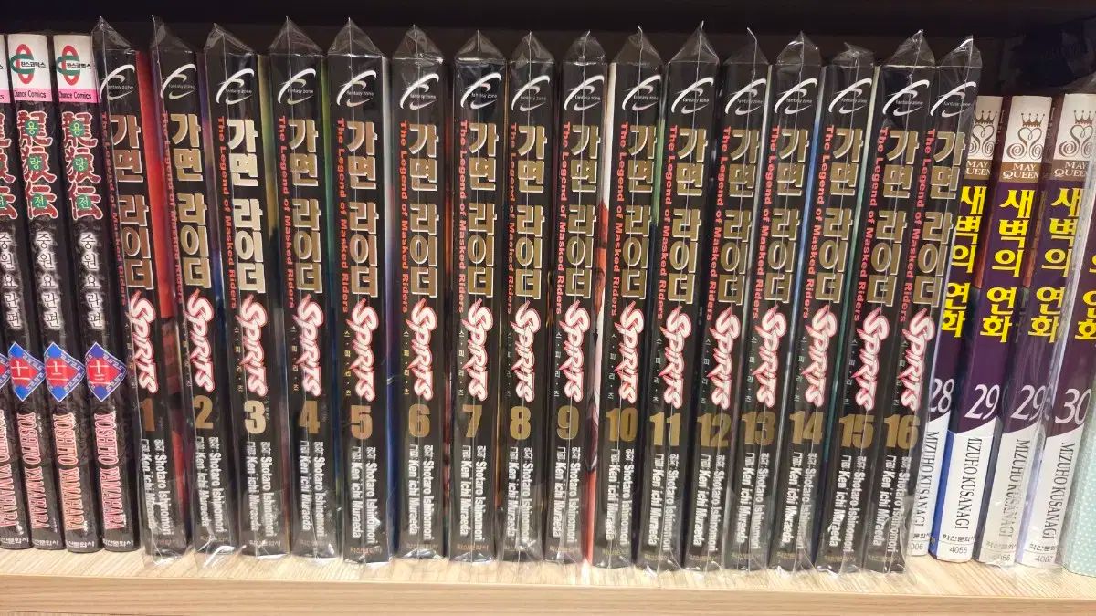 漫画) 仮面ライダー スピリッツ 1 16 巻 完結 仮面ライダー【DVD】16巻