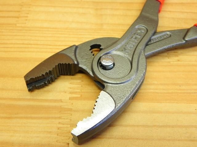 *KNIPEX
