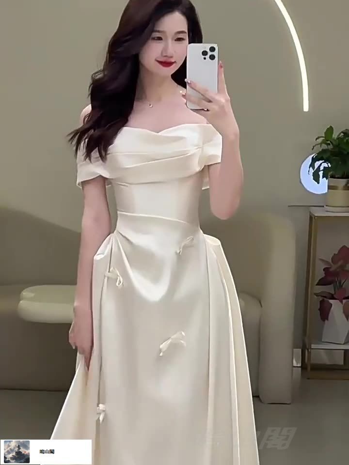 感ホワイト婚約ドレス｜フランス風レトロオフショルダー軽ウェディングドレス｜ シンプルお出かけドレス｜夏用ブライダルドレスCYB19デザイン刷新