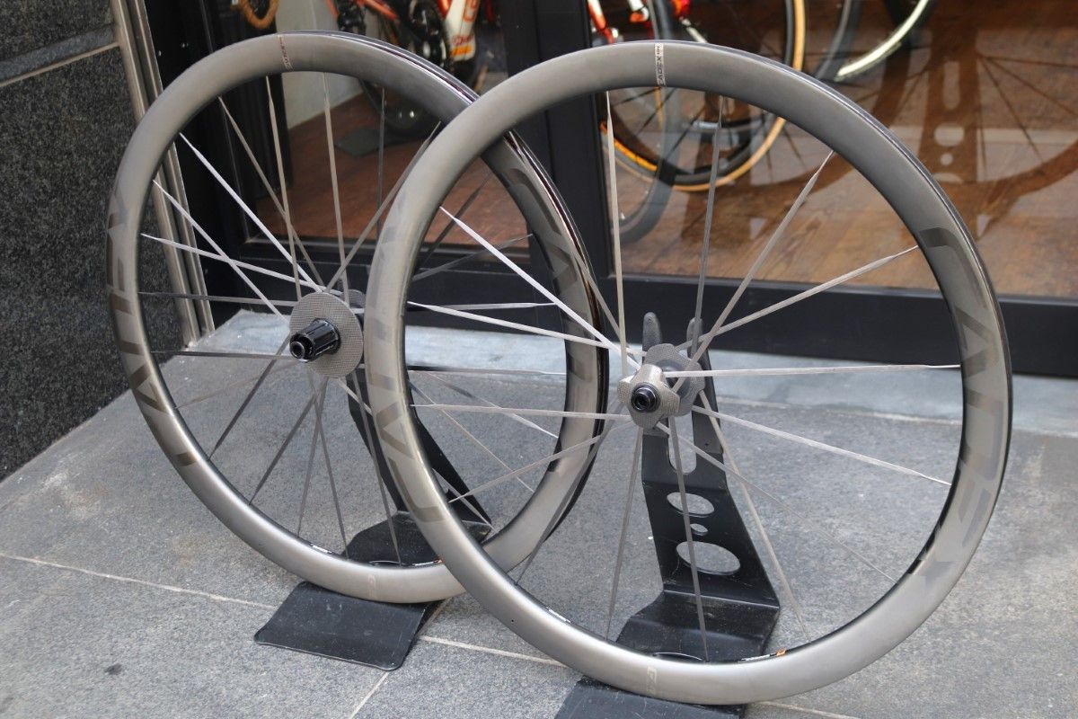 カデックス CADEX マックス MAX 40 DISC カーボン チューブレス ホイールセット シマノ12S 11S フックレス 東京南麻布店