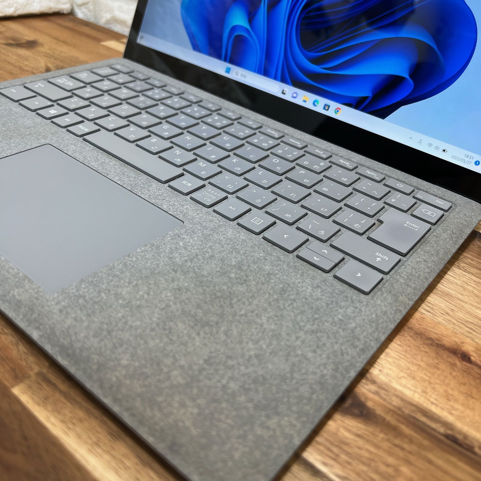 Surface laptop 2☘Corei5第8世代☘SSD256GB/メ8G - メルカリ