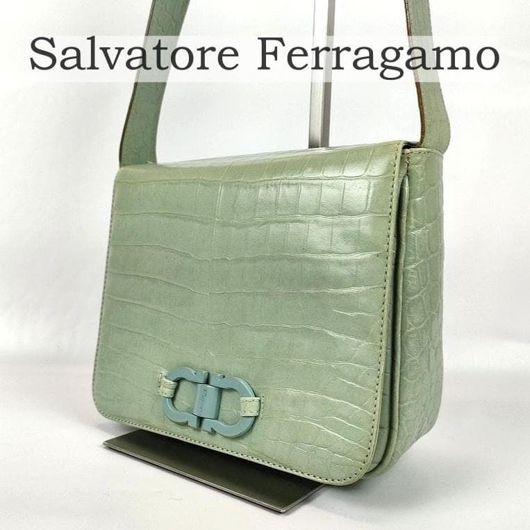Salvatore Ferragamo サルヴァトーレフェラガモ ショルダーバッグ フラップ ダブルガンチーニ クロコ型押し 肩掛け 斜め掛け グリーン 緑