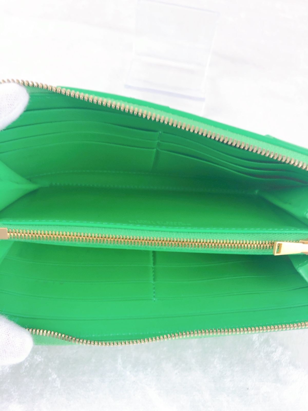 【Bottega Veneta】 グリーン長財布 ラウンドファスナー ボッテガヴェネタ BOTTEGA VENETA 長財布 ラウンドジップ グリーン