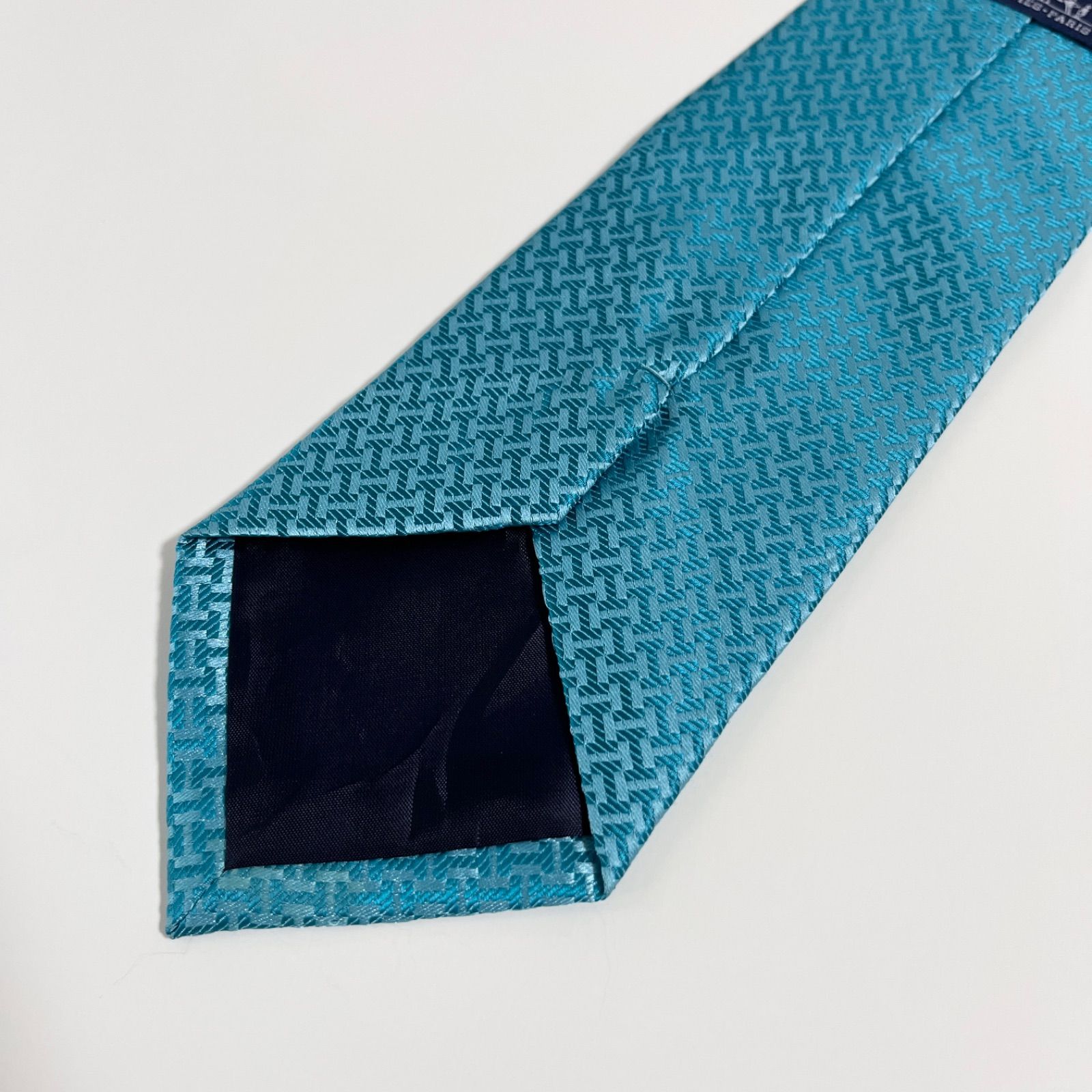 美品 HERMES エルメス ネクタイ シルク100% ターコイズブルー H