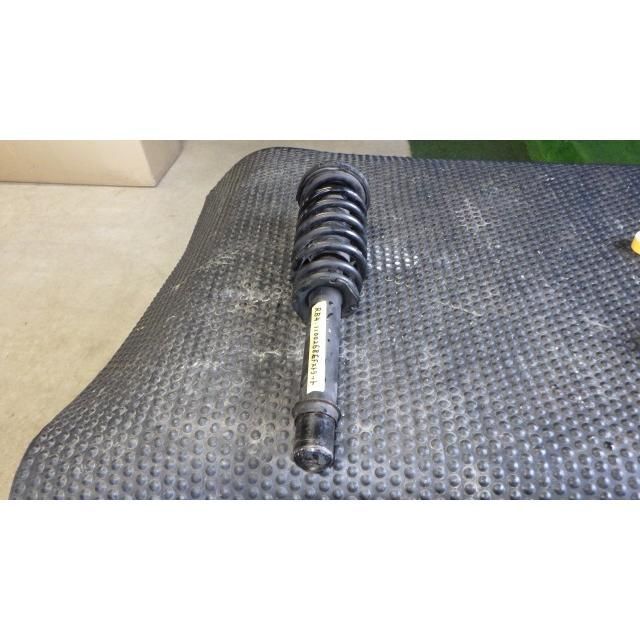 オデッセイ DBA-RB4 右フロントストラット