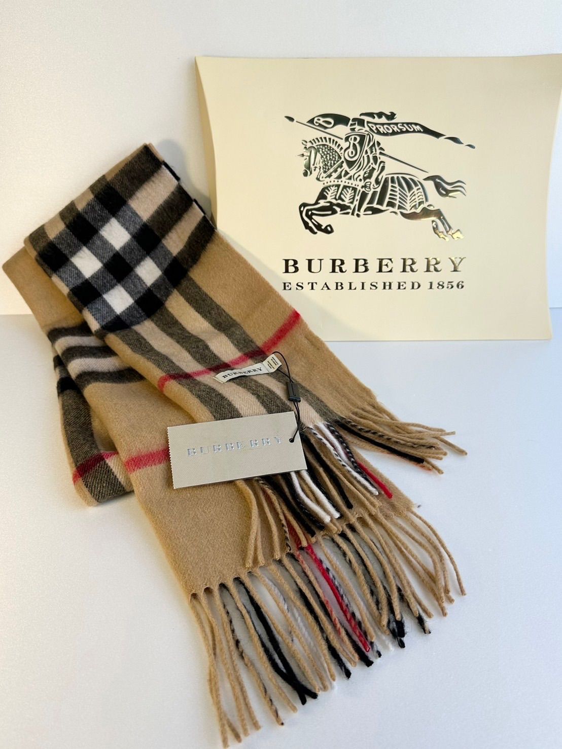 新品未使用】定価¥39,600- BURBERRY カシミヤ手袋S/Mタグ付き（楽天 