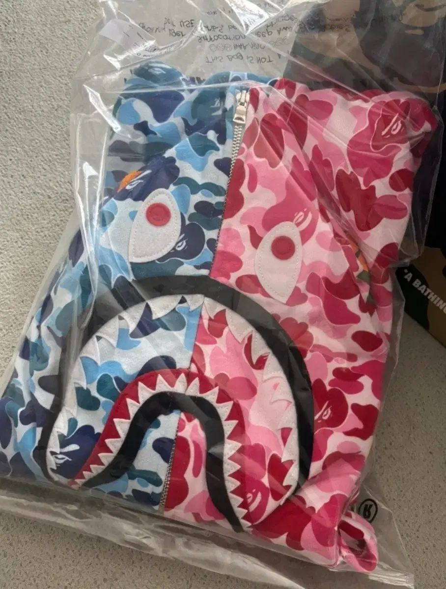 シャーク フルジップアップ