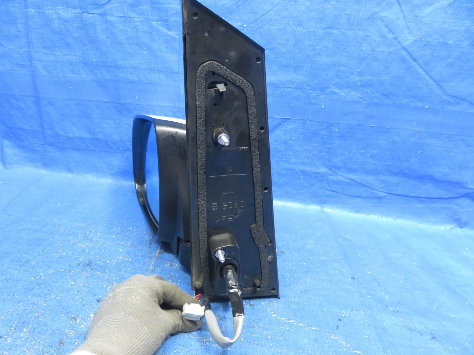 LA7101 アルファード