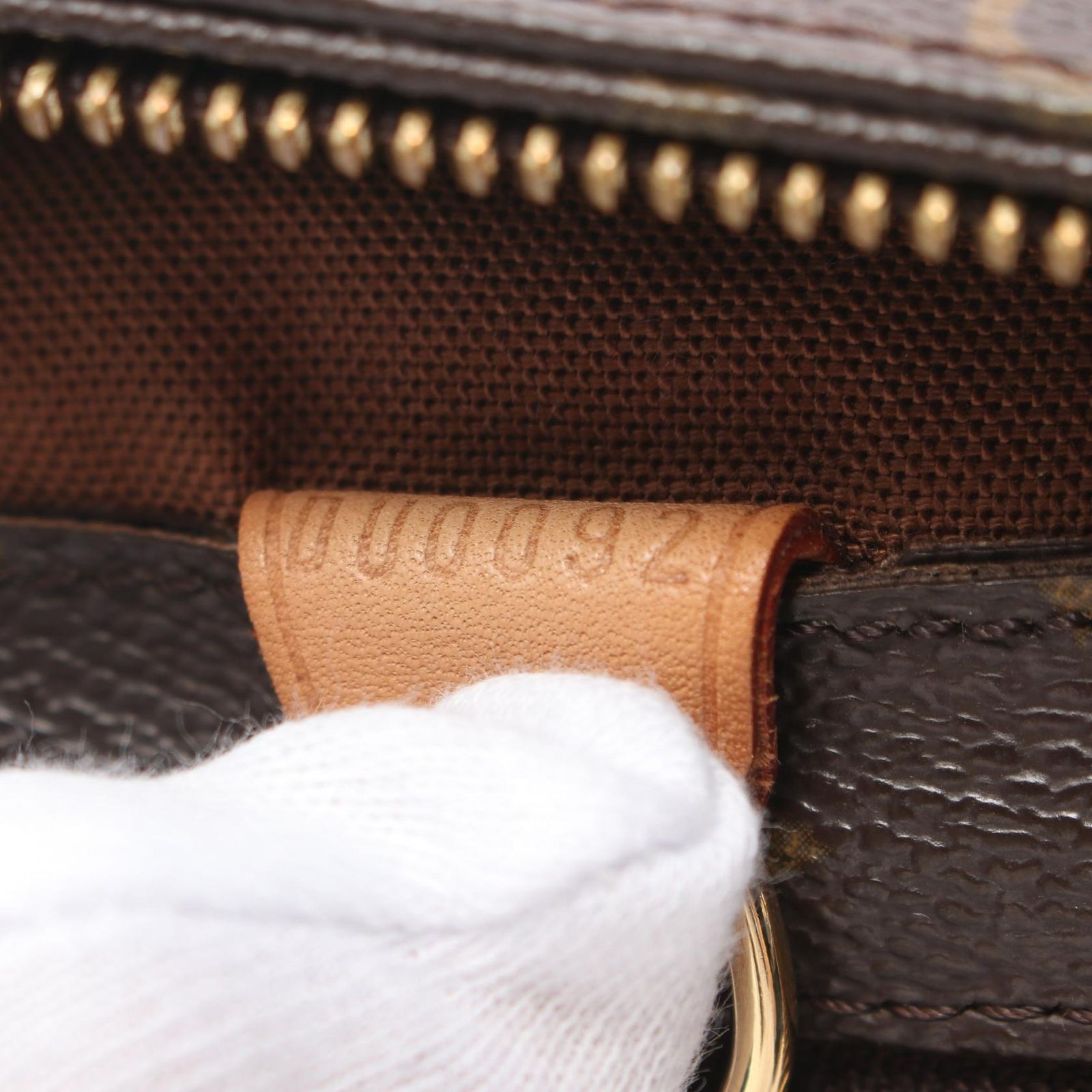 LOUIS VUITTON ルイヴィトン モノグラム カバピアノ ルイヴィトン