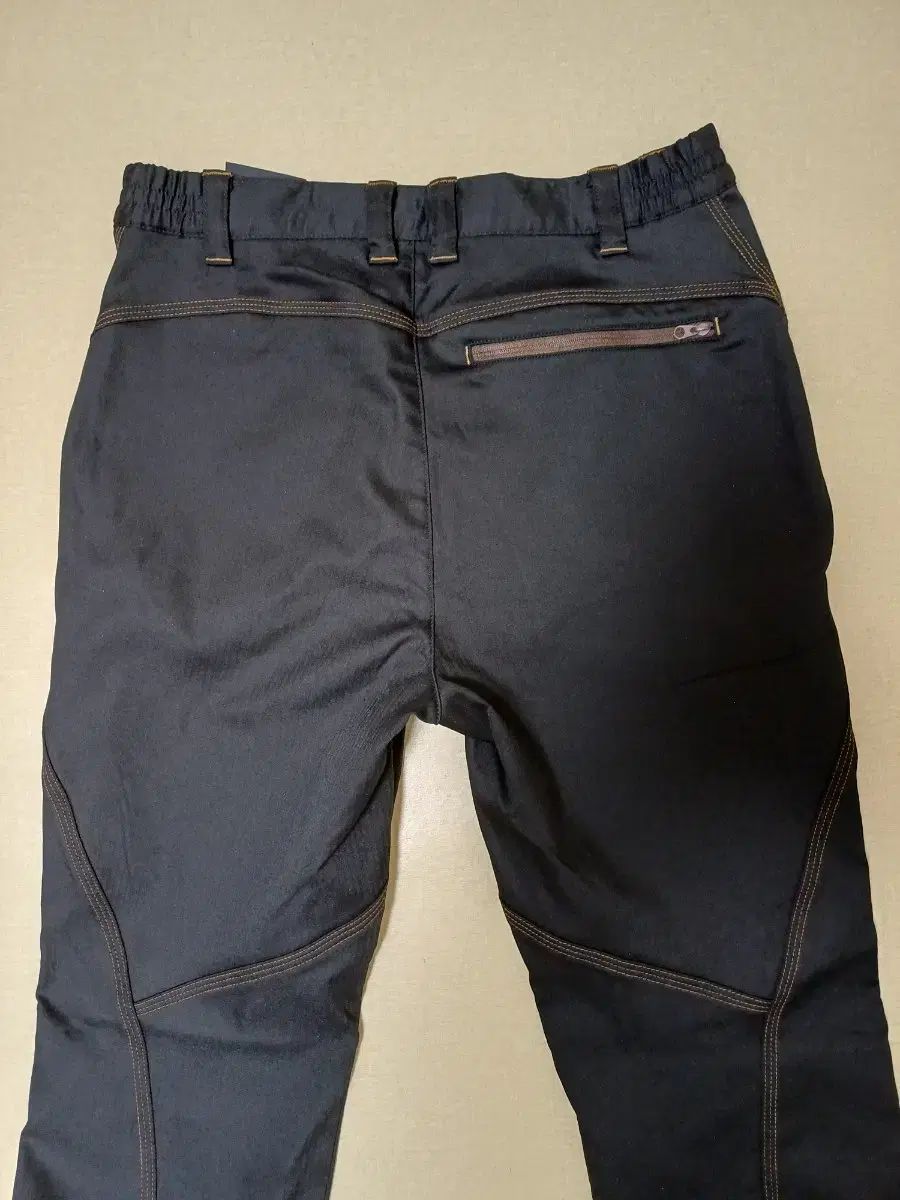 ブラックヤク 登山パンツ