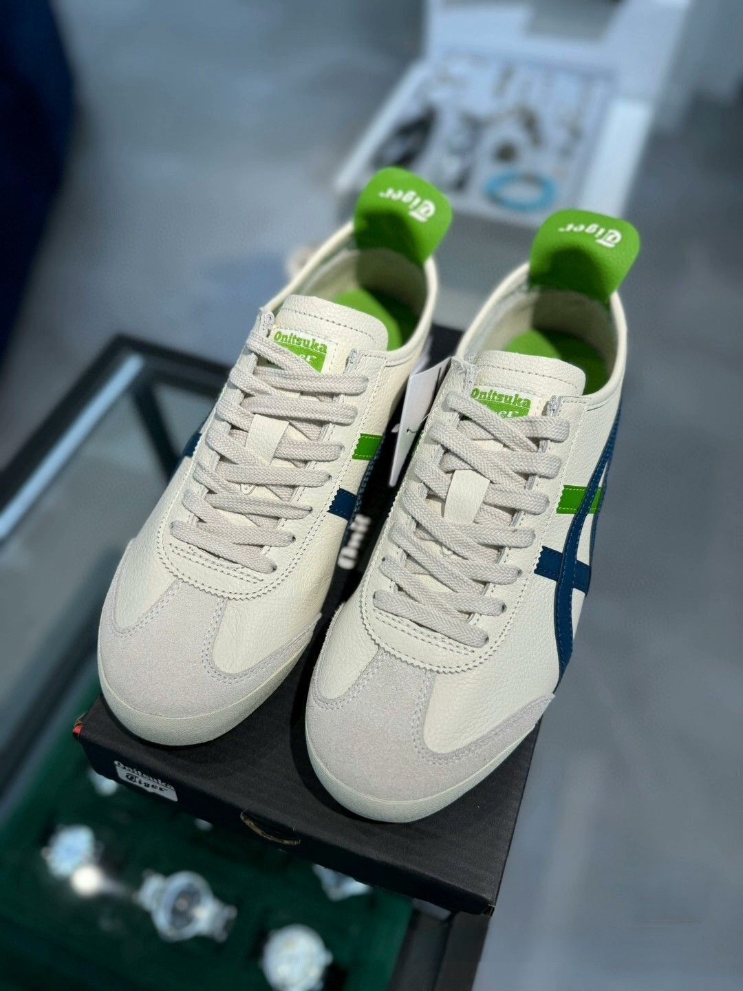 お げしました??即 Onitsuka Tiger MEXICO 66 1183a201-115 男女兼用 オニツカタイガー