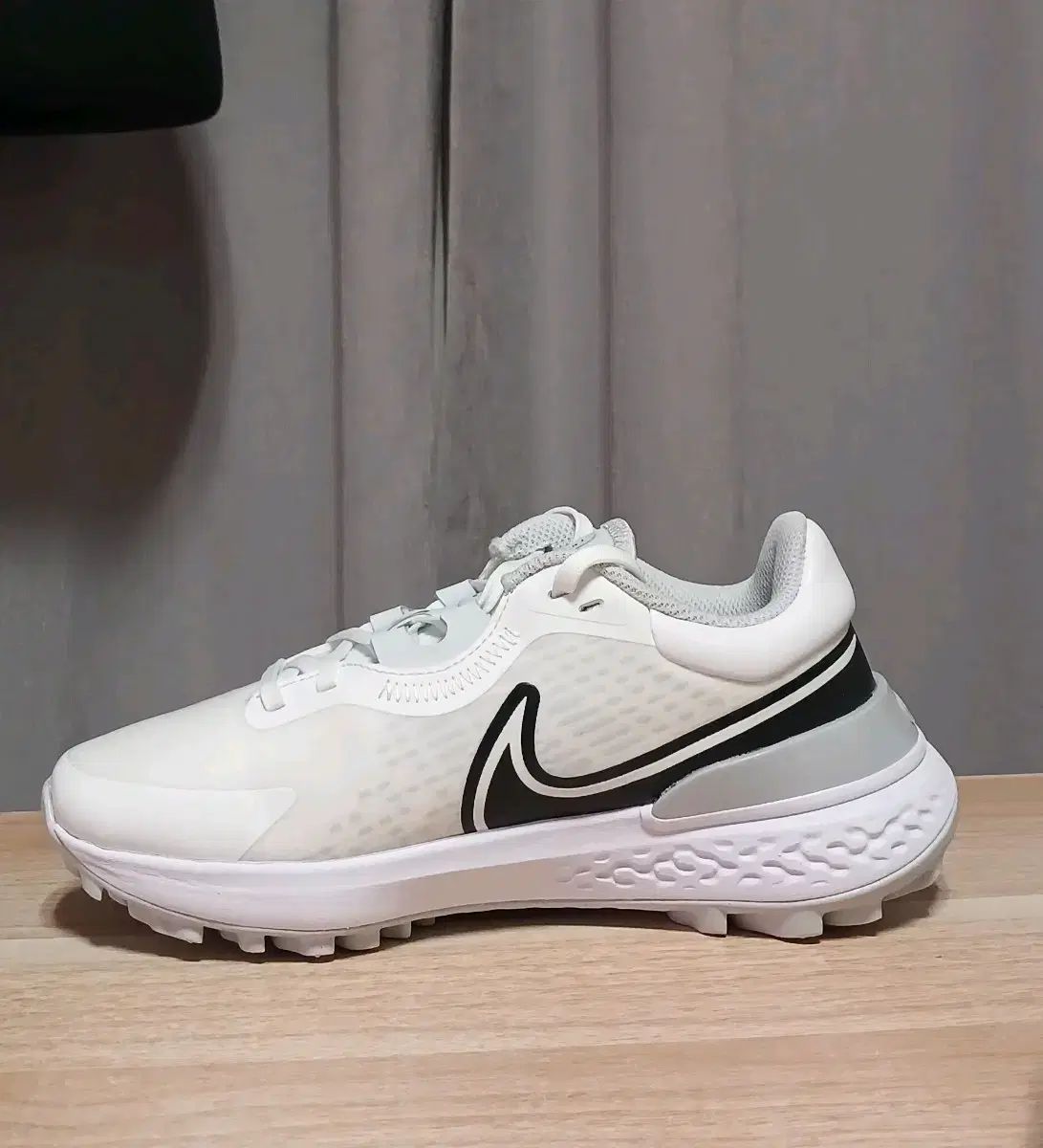 NIKE ナイキ インフィニティ プロ 2W ワイド ゴルフシューズ 235 サイズ 箱なし