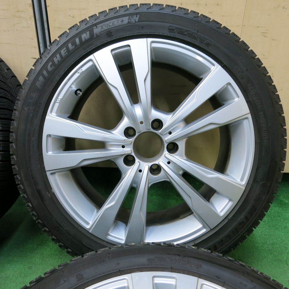 *送料無料* バリ溝！9分★ベンツ等 EUROFORSCH 245/45R18 スタッドレス ミシュラン X-ICE3+ ユーロフォルシュ PCD112/5H★4072502SYス