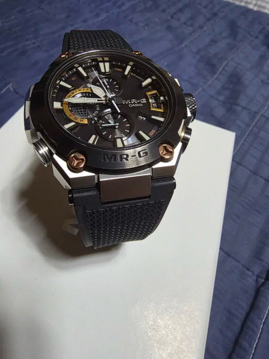 G-SHOCK