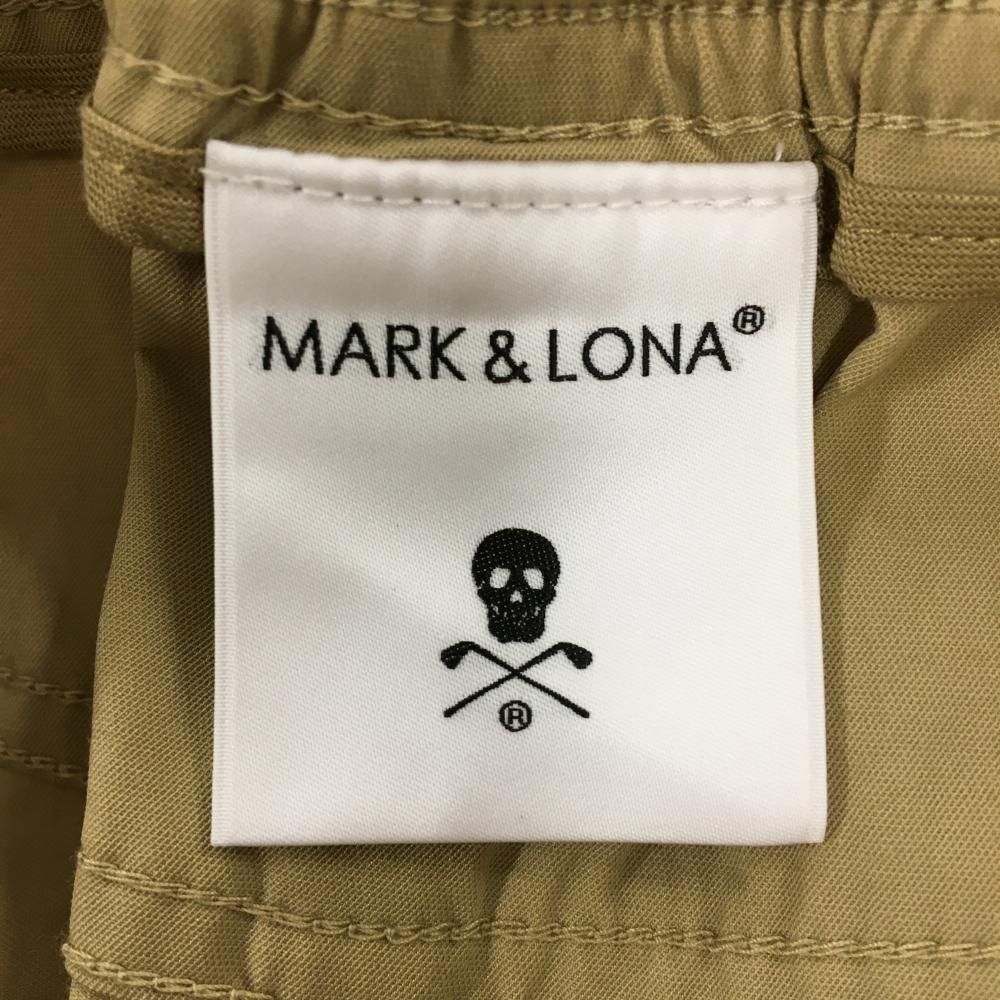 ベージュ シンプル