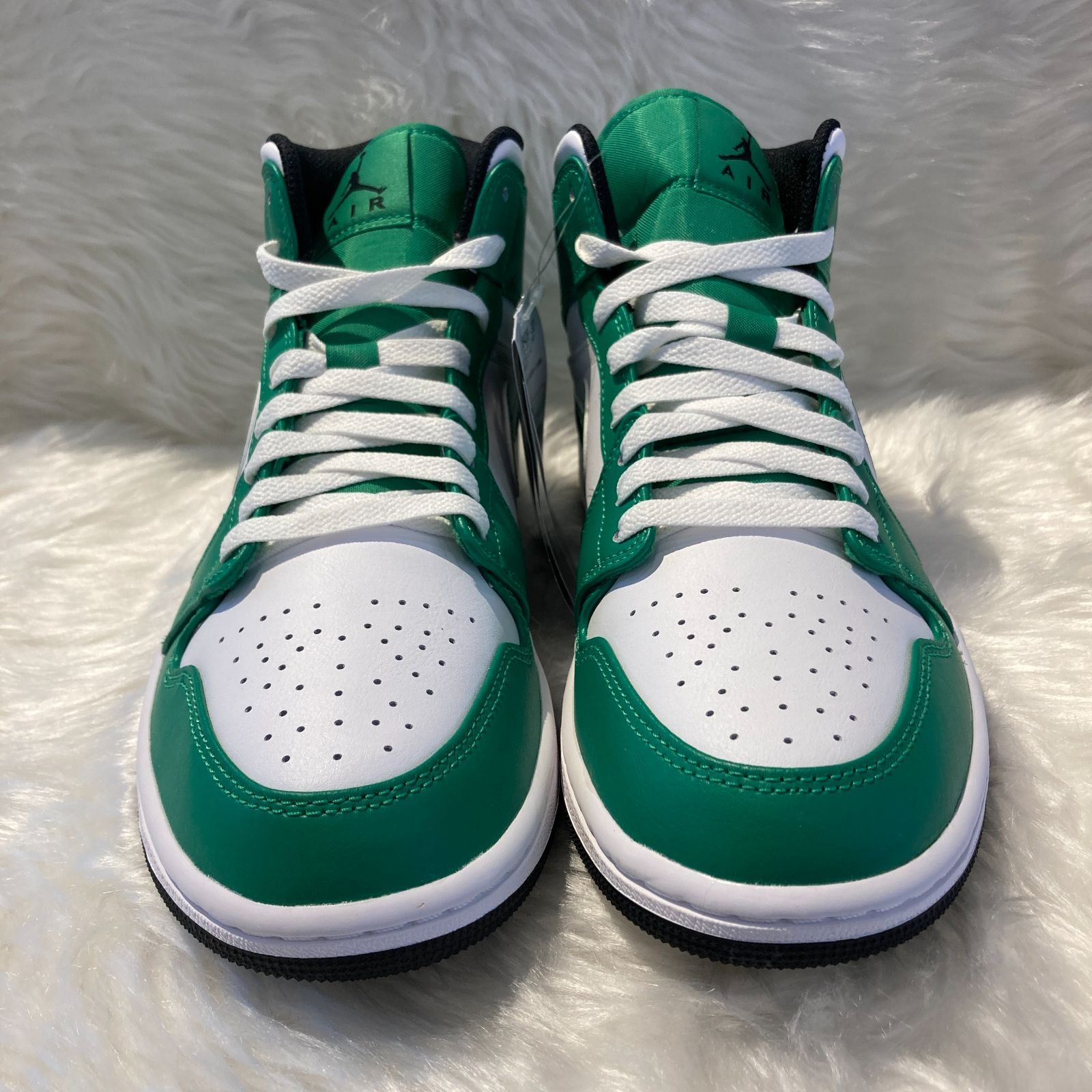 ✨美品✨ Nike Air Jordan 1 Mid ✨美品✨ Nike Air Jordan 1 Mid