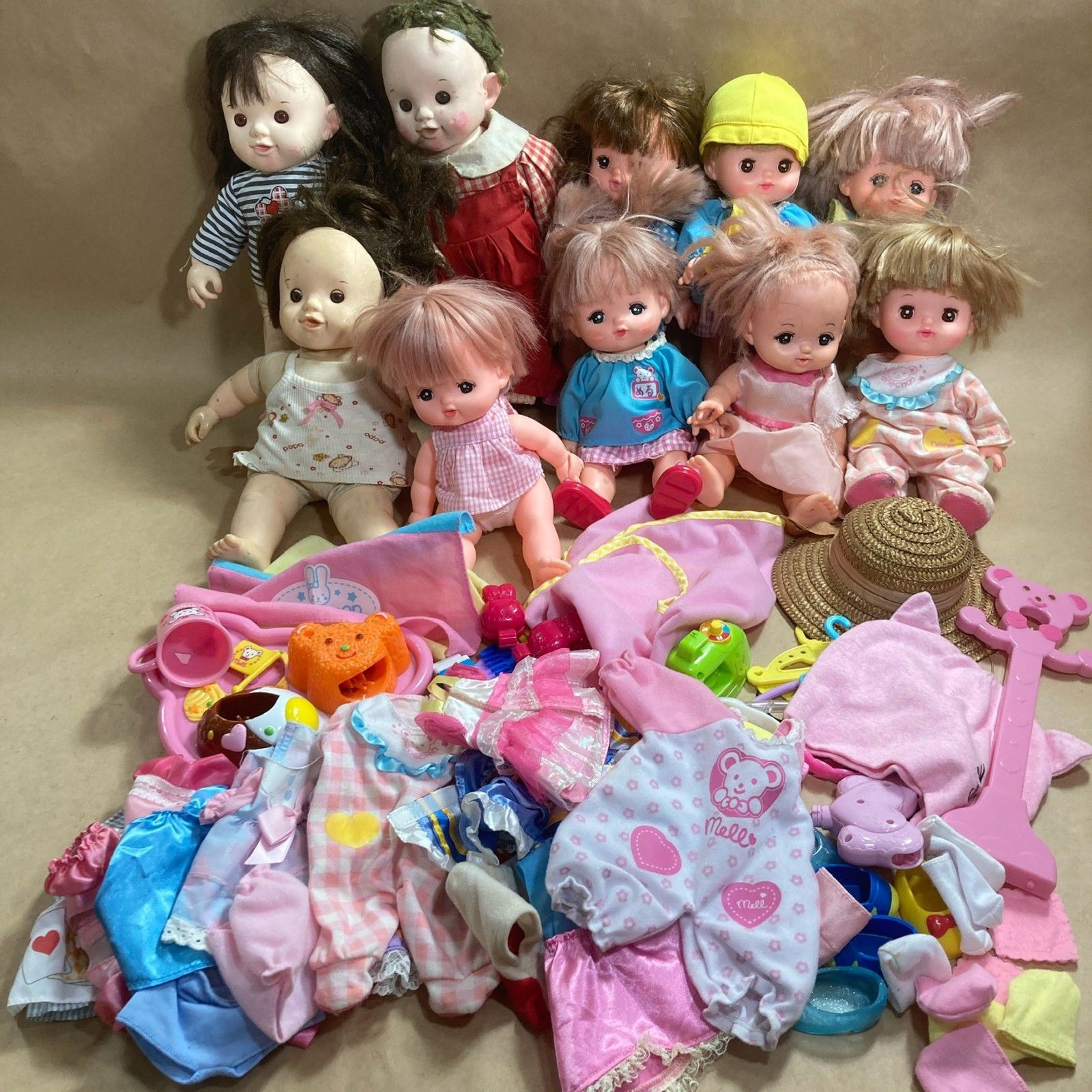 [購入前にコメント下さい]　メルちゃん2体　ぽぽちゃん３体　５体セット 購入前にコメント下さい] メルちゃん2体 ぽぽちゃん3体 5体セット 購入