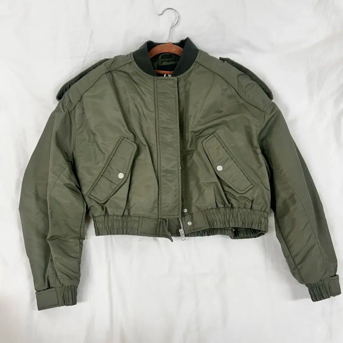 ZARA カーキ クロップド ブルゾン ジャケット