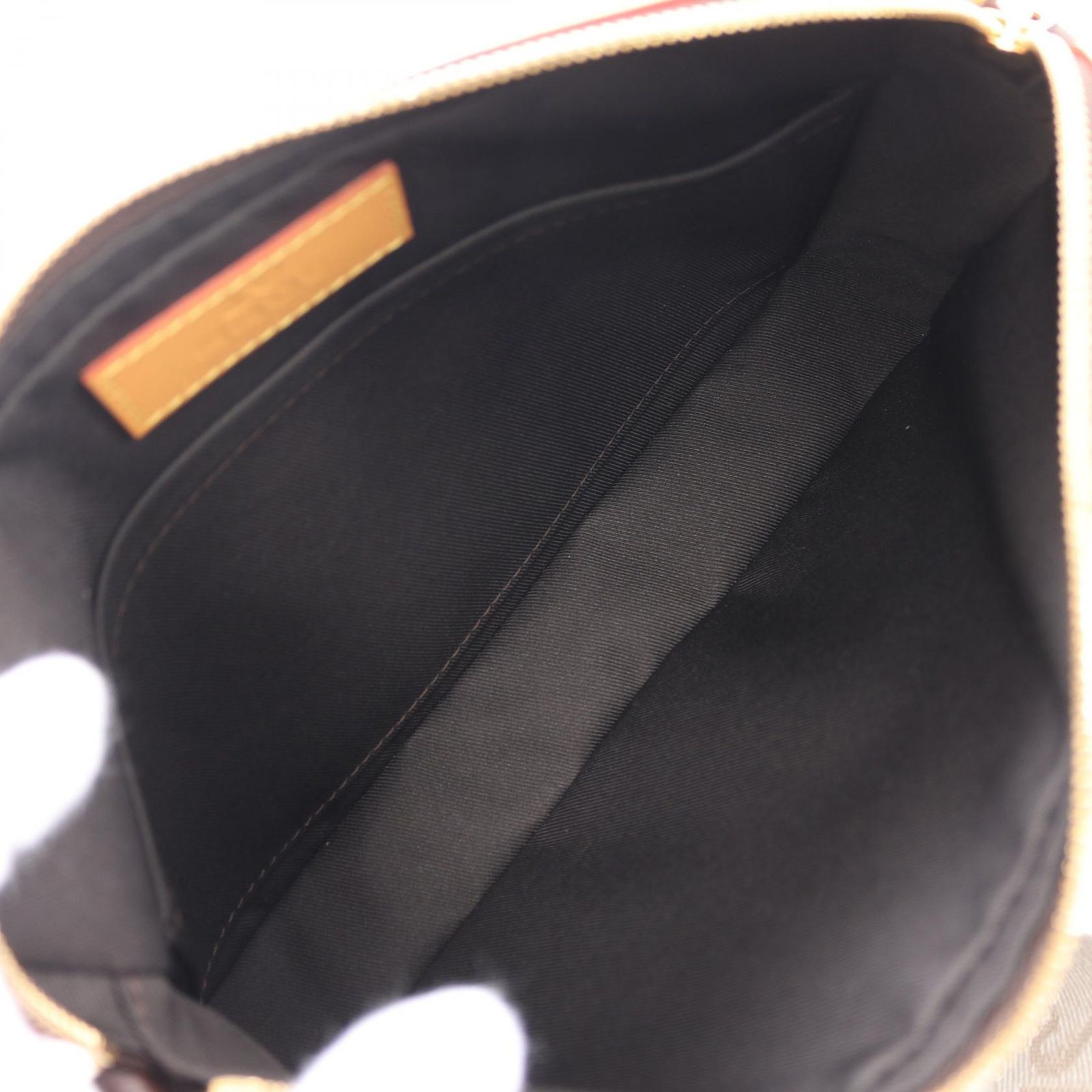 ルイ・ヴィトン LOUIS VUITTON ショルダーバッグ LOUIS VUITTON × NIGO 
