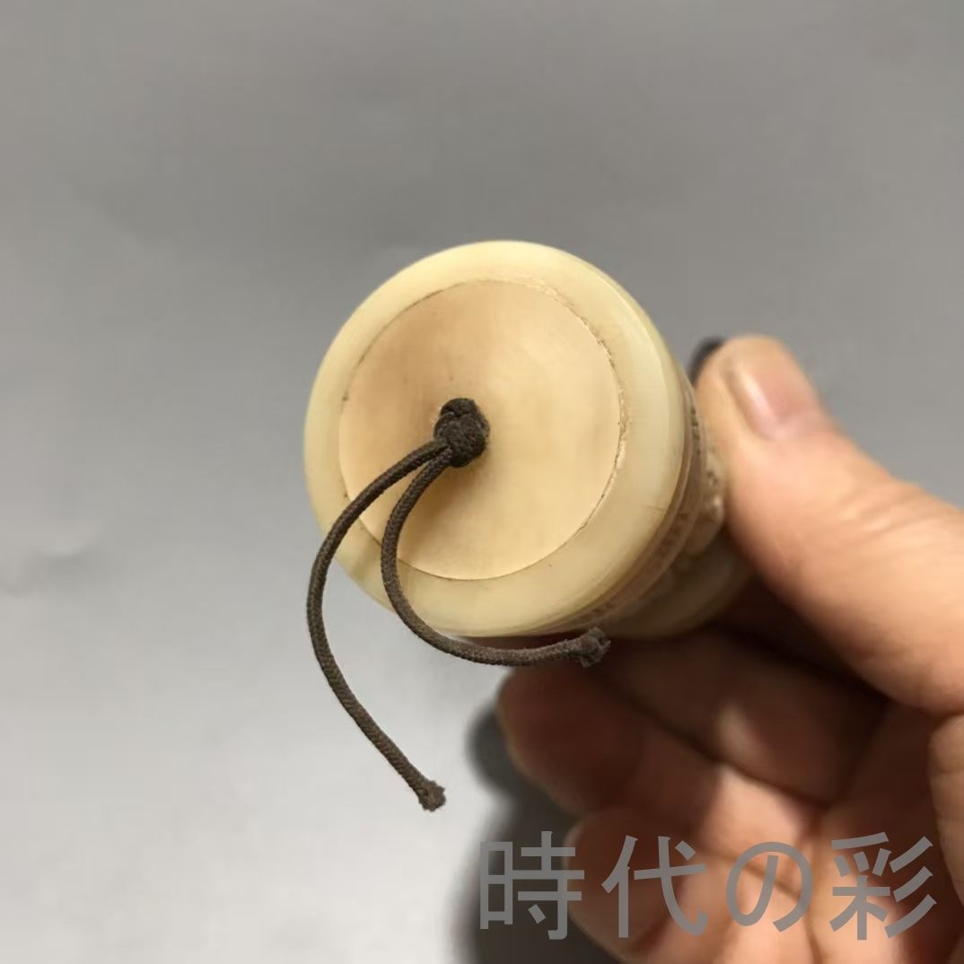 装身具 細密彫刻