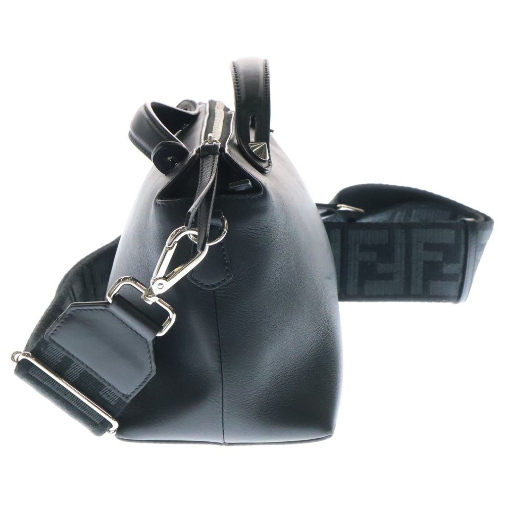 ✨美品フェンディ バイザウェイ スタッズ ショルダーバッグ ハンド FENDI (フェンディ) バイザウェイ スタッズ レザー ショルダー