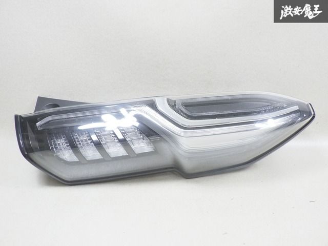 HONDA ホンダ 純正 JF3 N-BOXカスタム 右 右側 運転席側 テールライト