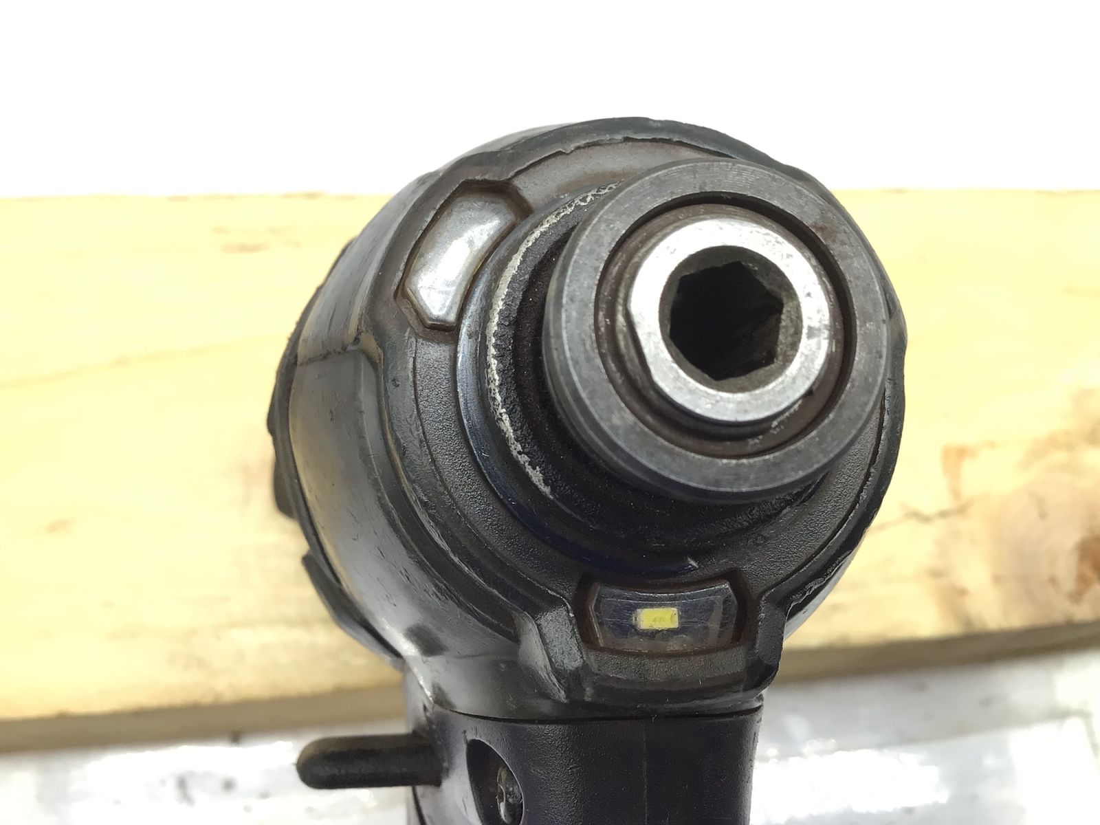 中古品】☆HiKOKI/ハイコーキ コードレスインパクトドライバー