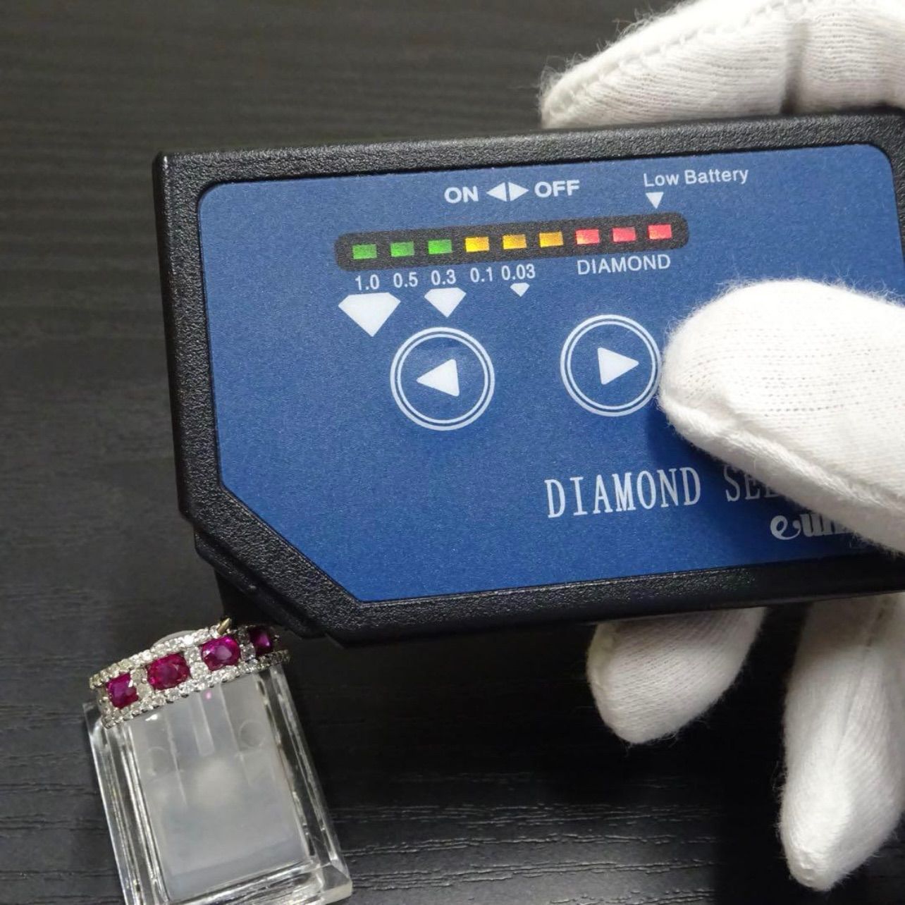 プラチナ pt900 天然ルビー1.22ct 天然ダイヤモンド0.59ct デザイン 