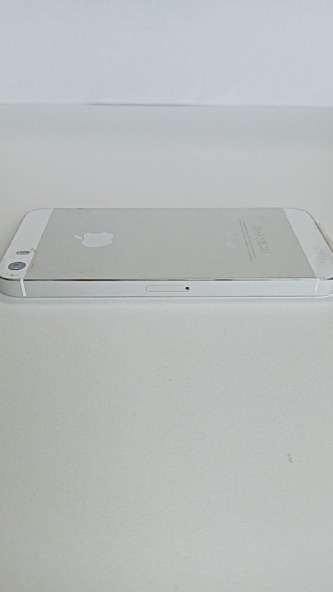 起動確認　iPhone5s　A1453　本体　ホワイト　ジャンク　部品取り　7392_0612-7