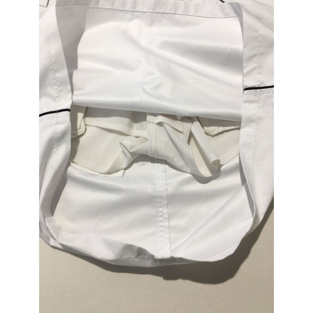 【新品タグ付】J.LINDBERG♪スコート(インナーパンツ一体型)XS 中古 レディース ジェイリンドバーグ J.LINDEBERG スカート XS
