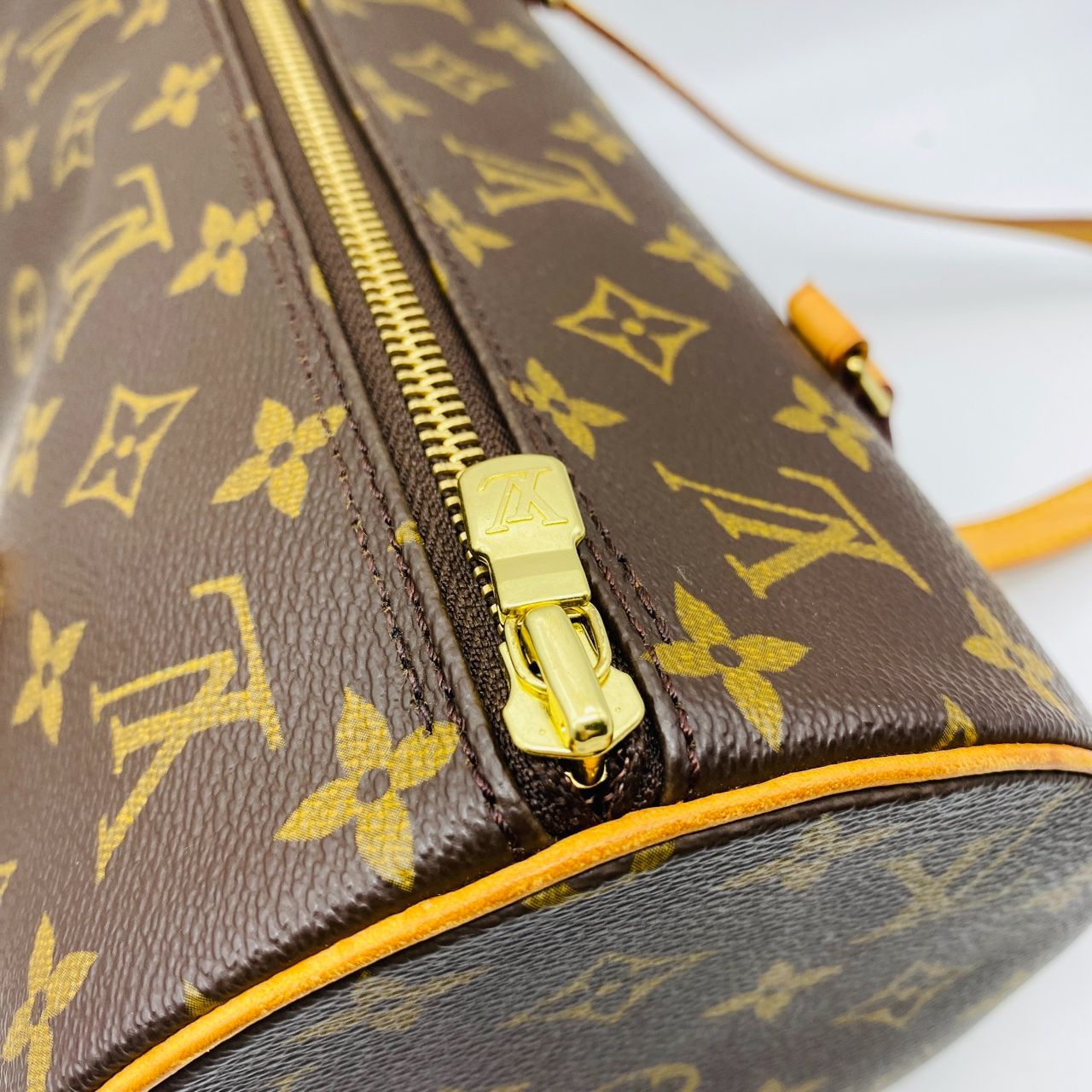 LOUIS VUITTON ルイヴィトン パピヨン30 モノグラム ブラウン M51385