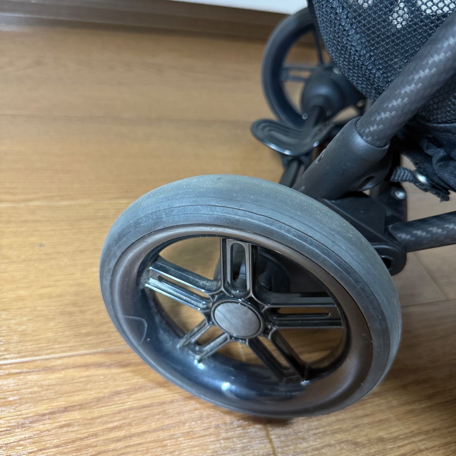 Aco　サイベックス Gold 003 ベビーカー メリオ カーボン　黒 サイベックス Cybex Gold 003 ベビーカー メリオ カーボン 黒