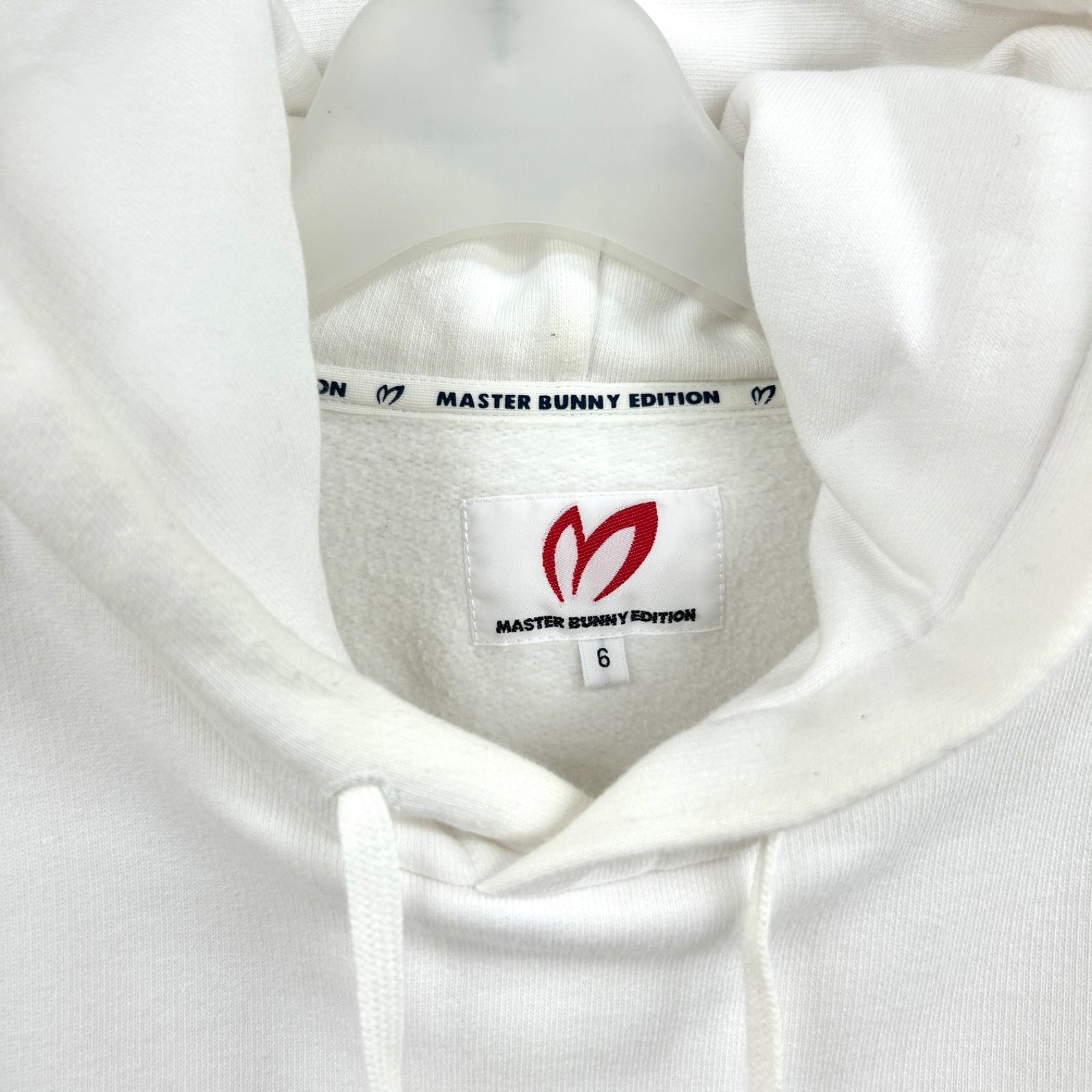 MASTER BUNNY EDITION フード付きパーカー サイズ6 MASTER BUNNY EDITION フード付きパーカー サイズ6