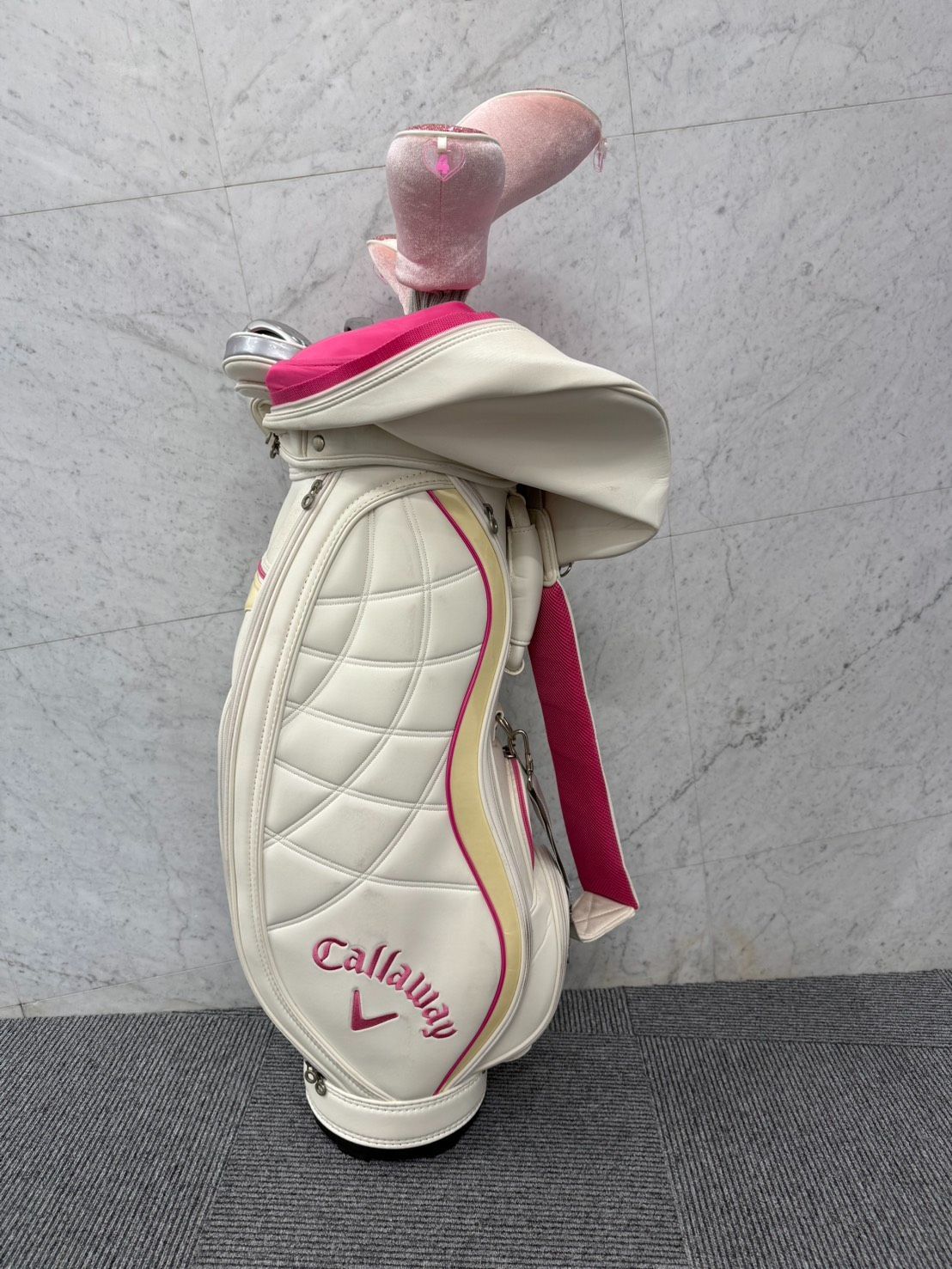 初心者の女性におススメ キャロウェイ クインシー レディースゴルフクラブセット 8本 キャディバッグ付き