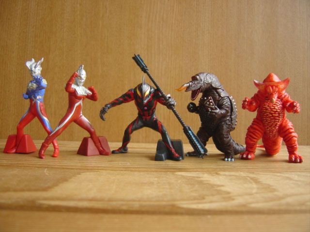 ♯Fls31EZDGウルトラマン2:5種ガシャポン ♯Fls31EZDGウルトラマン2:5種ガシャポン - メルカリ