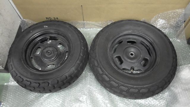 ZOOMER FI ズーマーFI AF 58 の ホイール タイヤセット