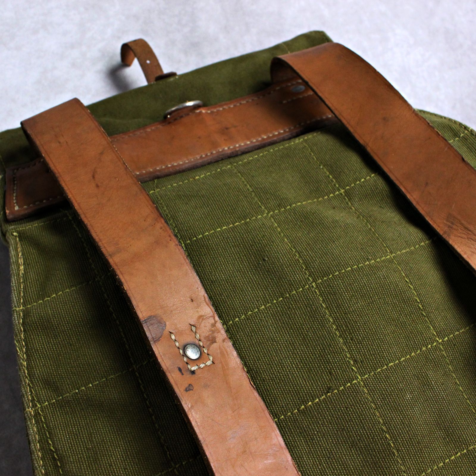 VINTAGE】ルーマニア軍 山岳部隊 リュックサック キャンバス