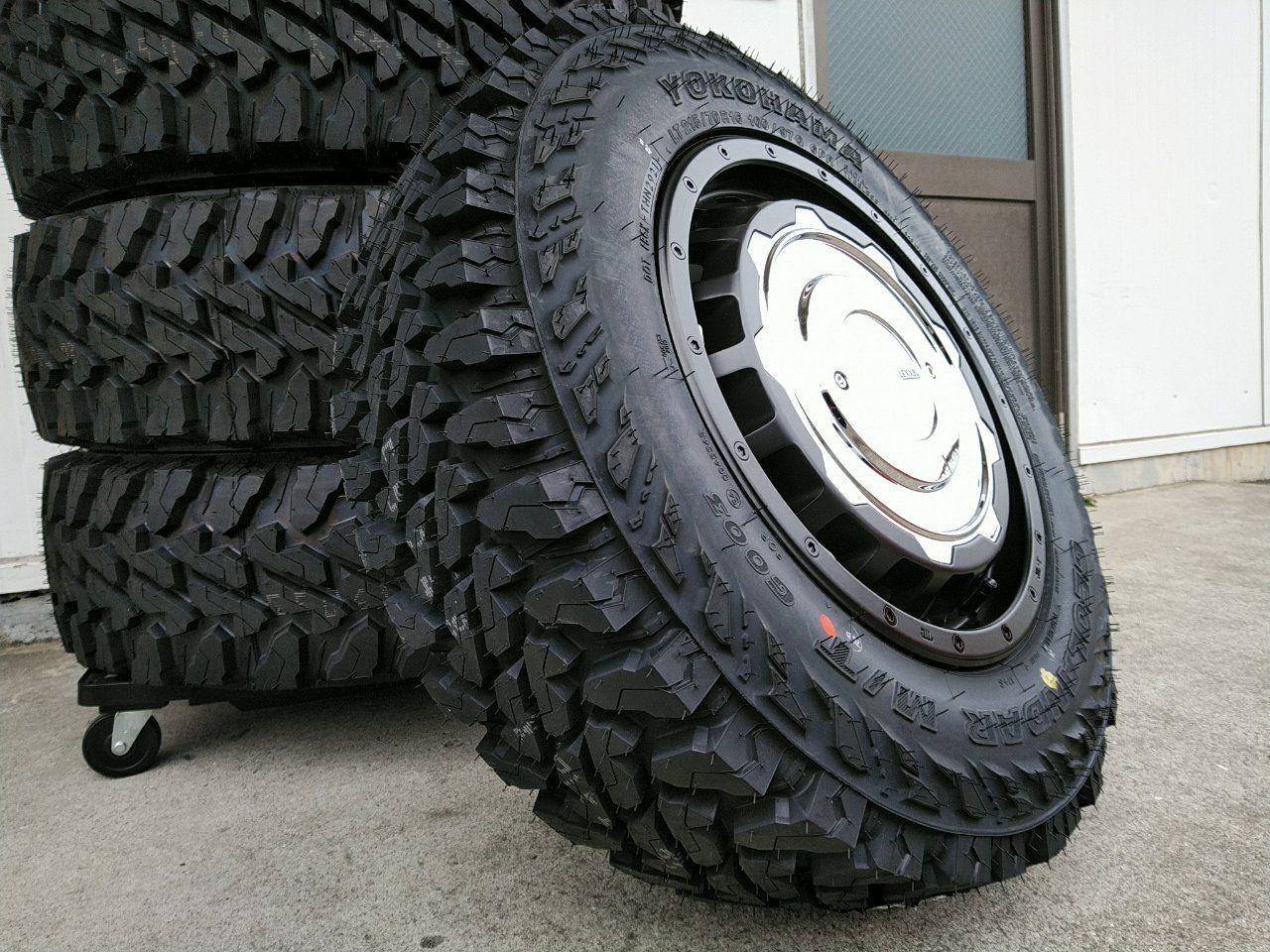 新品 4本 ジムニー タイヤホイールセット 185/85R16 ヨコハマ