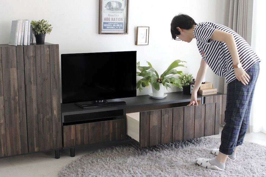 テレビボード