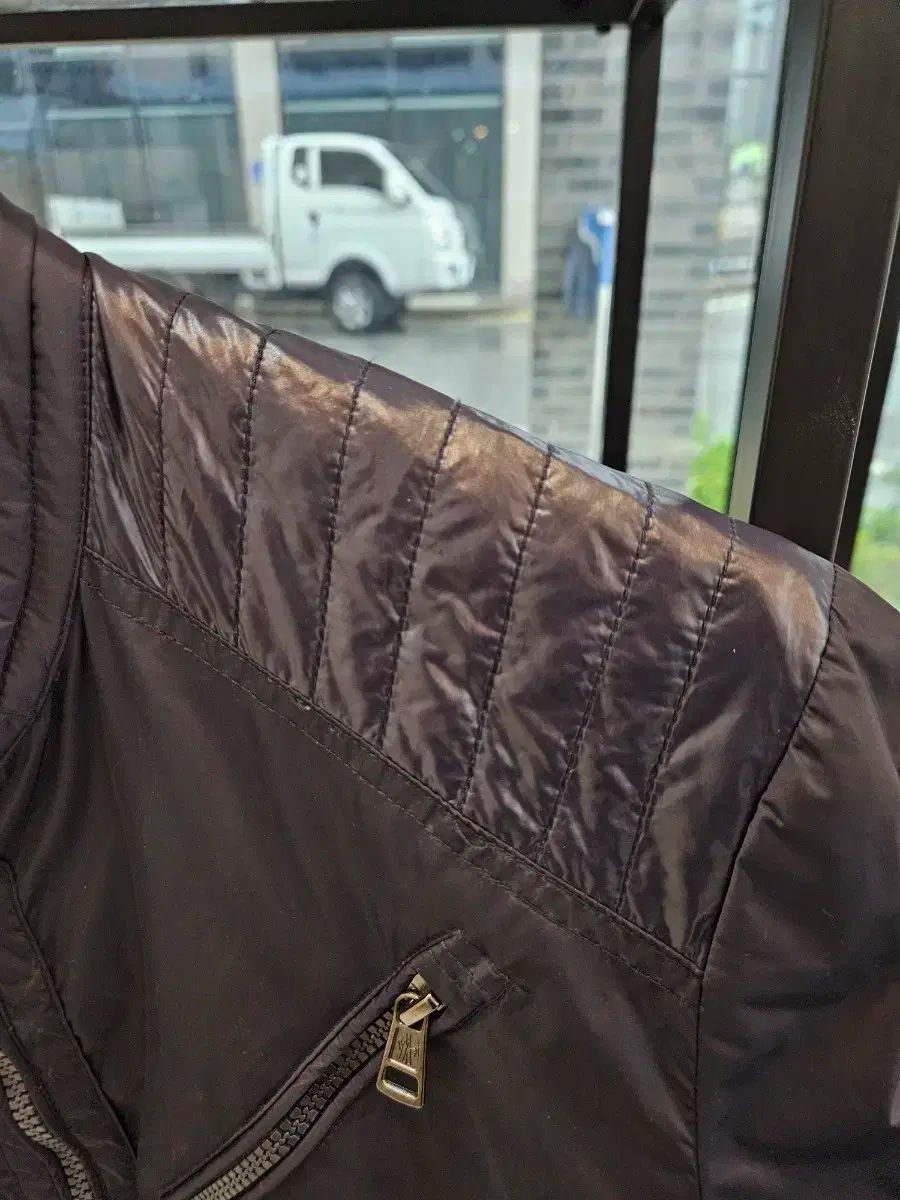 ウインドブレーカー