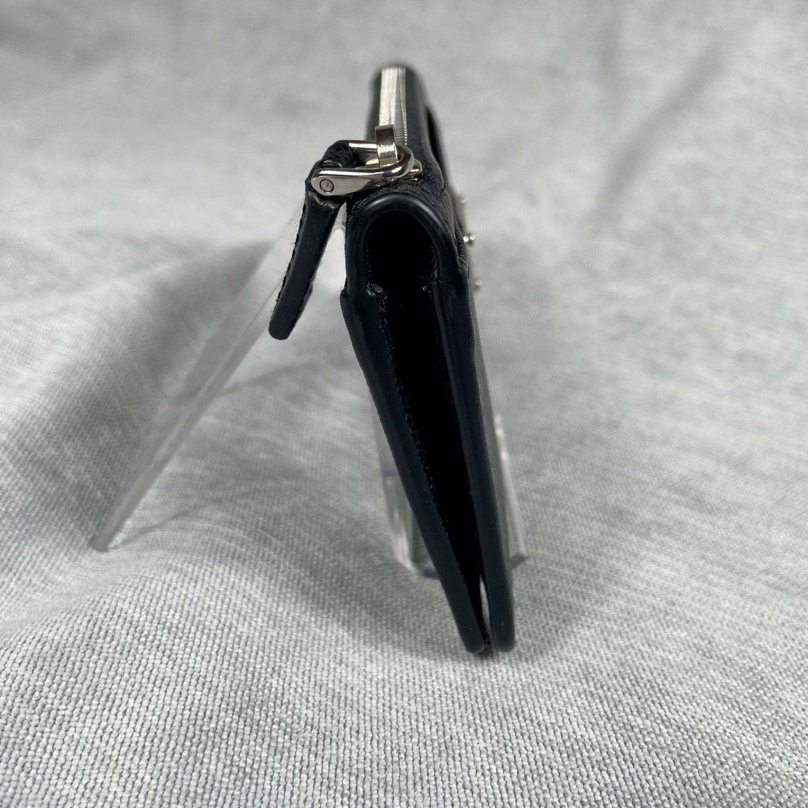 未使用級　プラダ　サイフィアーノ　トライアングル　ケース　レザー　黒 極美品】PRADA プラダ サフィアーノトライアングル カードケース