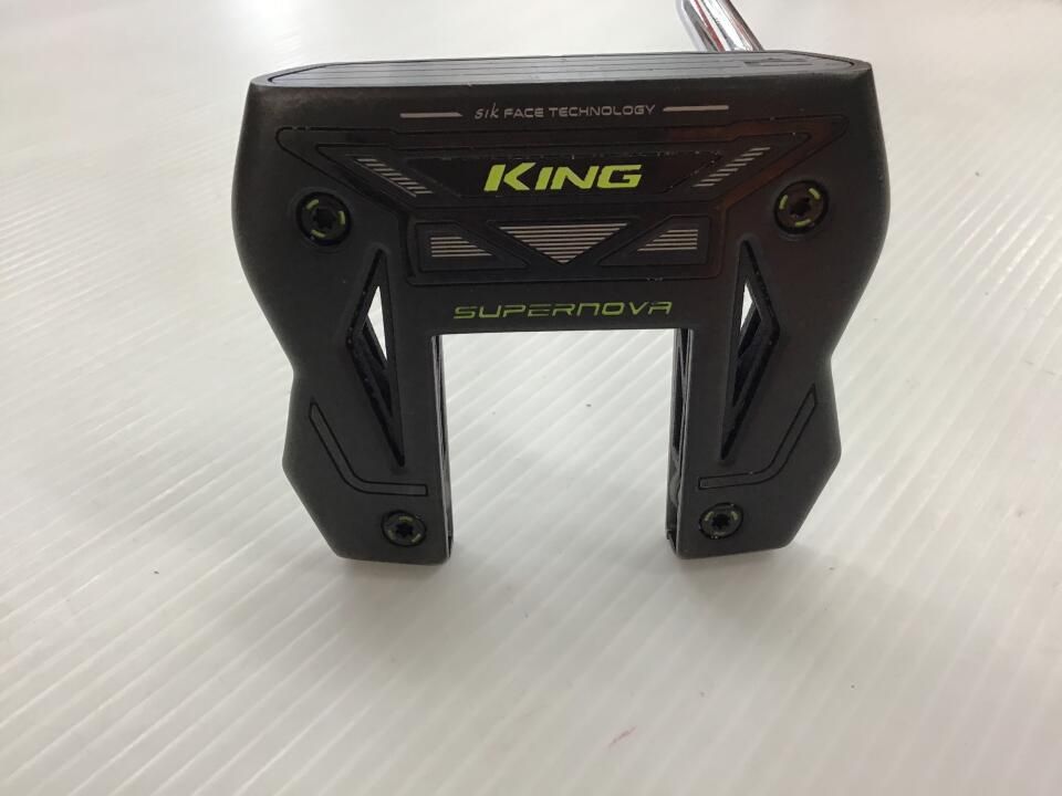 タイトリスト スコッティキャメロン モンスタースカル ツイストネック