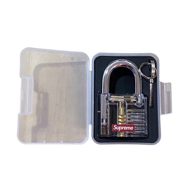 Supreme transparent lock 南京錠 - メルカリ