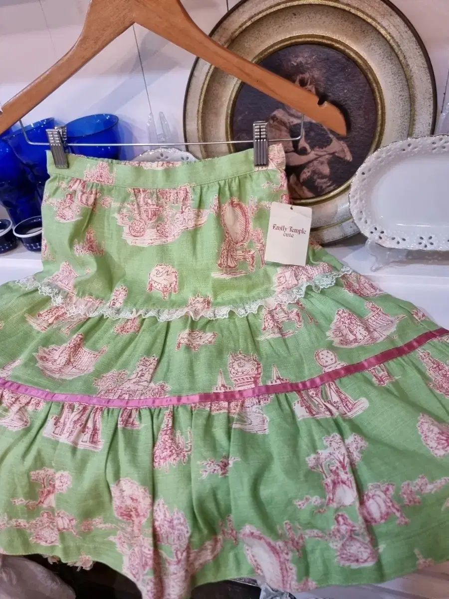 フリル スカート