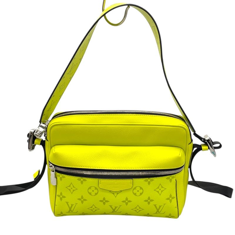 ルイ ヴィトン LOUIS VUITTON アウトドアメッセンジャー M30943 ジョーヌ タイガラマ メンズ ショルダーバッグ